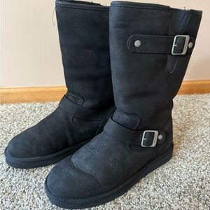UGG Black leather Fleece-Lined Boots